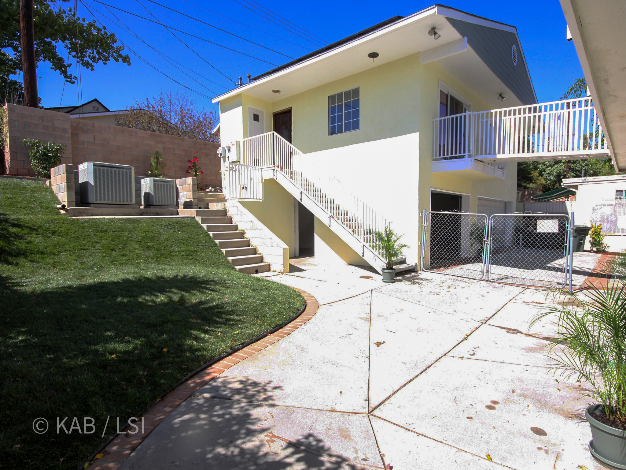 Side view of new ADU — TRANE HVAC for main house and ADU, line sets underground, La Habra Heights © KAB/LSI